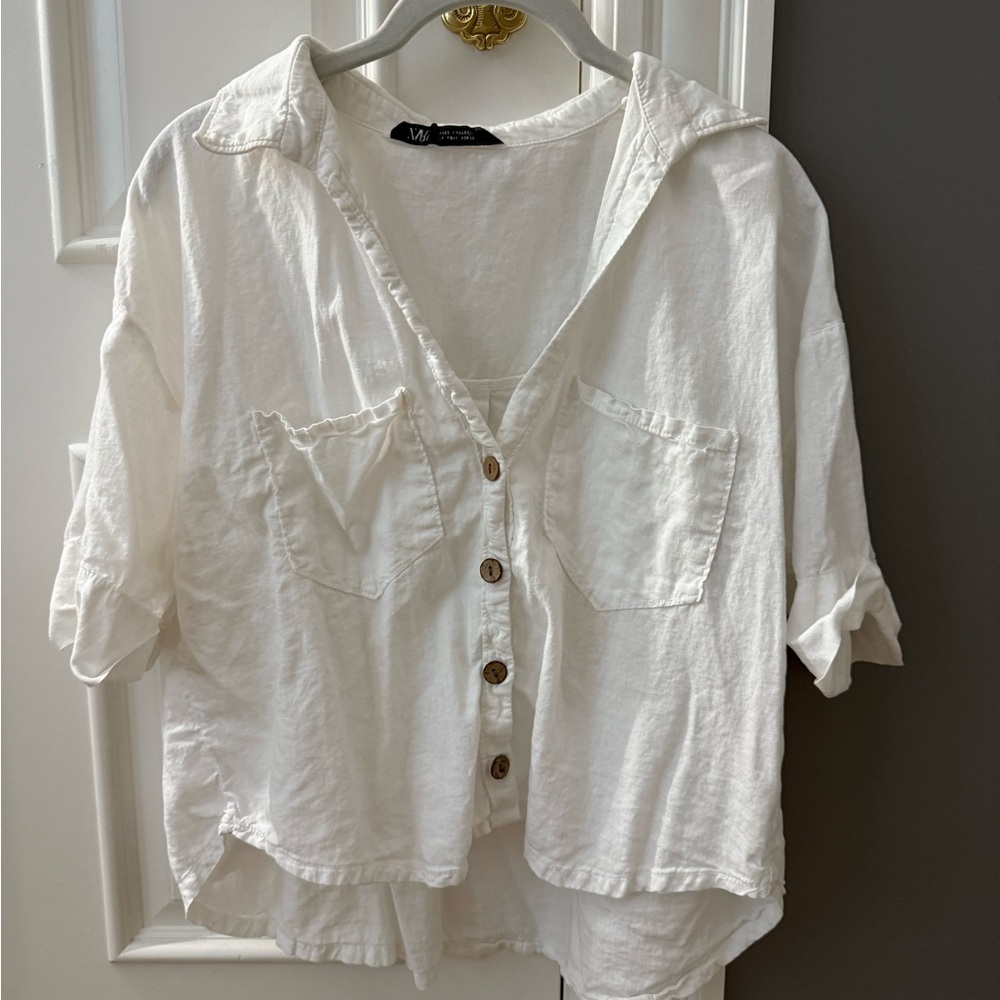 Zara White Button-Up Blouse